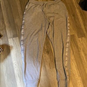 American Eagle joggers
